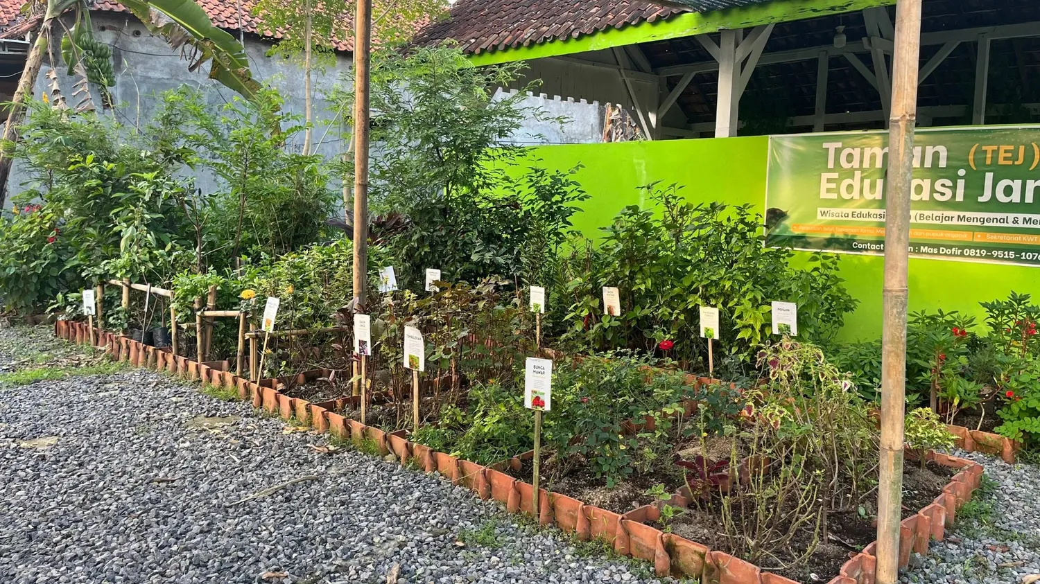 Taman herbal Boja Agro